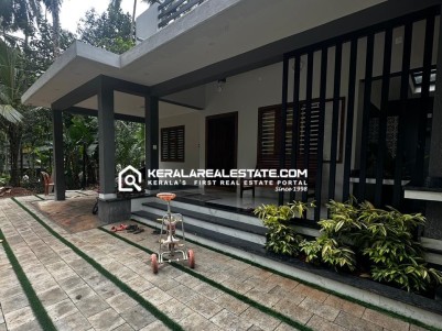 2 BHK HOUSE FOR SALE IN MUKKAM, MUNNUR, KOZHIKODE