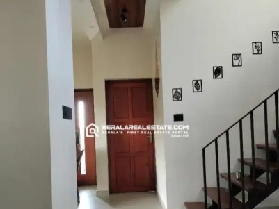 3 BHK HOUSE FOR SALE / LEASE IN MUNDAMVELI, ERNAKULAM