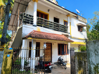 5 BHK 2-STOREY HOUSE FOR SALE NEAR KOZHIVETTUMVELY TEMPLE, EROOR, ERNAKULAM